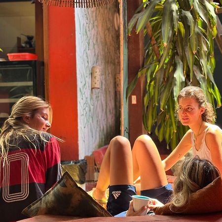 Mais Que Nada Itacare - Hostel, Bar & Breakfast Экстерьер фото